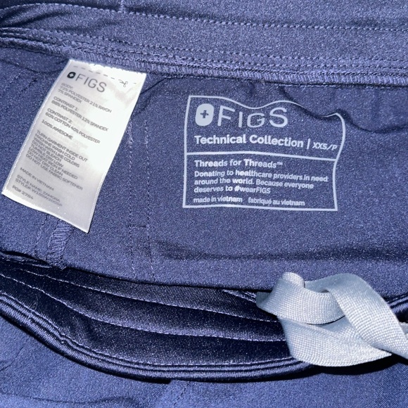 Figs Deep Blue Cargo Scrub Pants - Picture 2 of 2